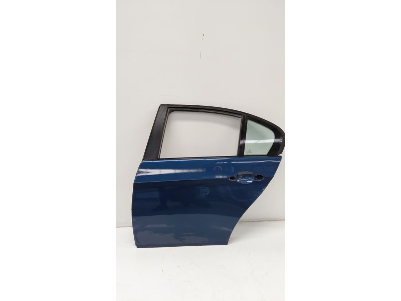 Recambio de puerta trasera izquierda para bmw serie 3 berlina (e90) 318d 122 cv referencia OEM IAM   
							