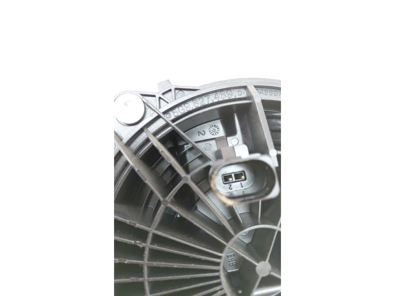 Recambio de maneta exterior porton para volkswagen golf vii lim. (5g1) advance bluemotion referencia OEM IAM 5G9827469  
							