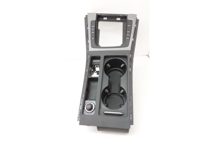 Recambio de consola central para volkswagen golf vii lim. (5g1) advance bluemotion referencia OEM IAM 5G1863245F  