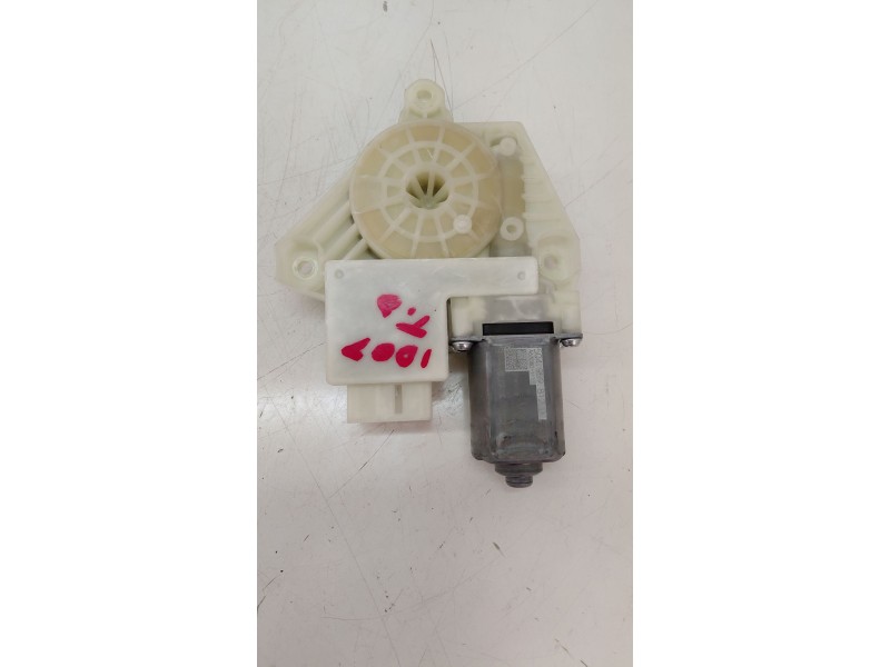 Recambio de motor elevalunas trasero derecho para volkswagen golf vii lim. (5g1) advance bluemotion referencia OEM IAM 5Q4959812