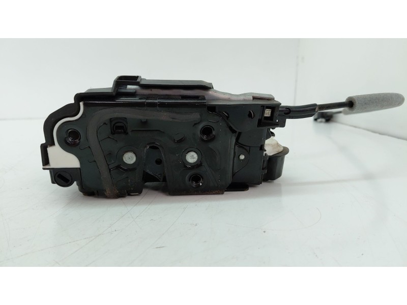 Recambio de cerradura puerta trasera derecha para volkswagen golf vii lim. (5g1) advance bluemotion referencia OEM IAM 5K4839016