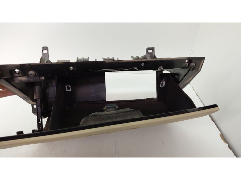 Recambio de guantera para bmw serie 3 berlina (e90) 318d 122 cv referencia OEM IAM   
							
