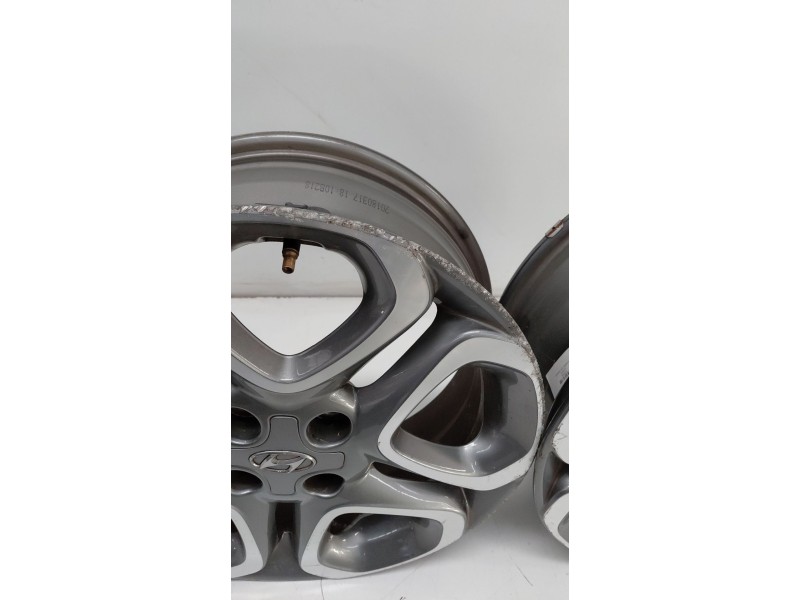 Recambio de juego llantas para hyundai i20 essence referencia OEM IAM   