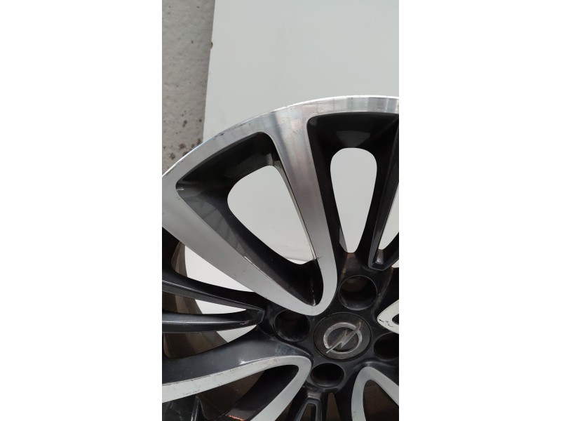Recambio de juego llantas para opel crossland x 1.2 referencia OEM IAM   