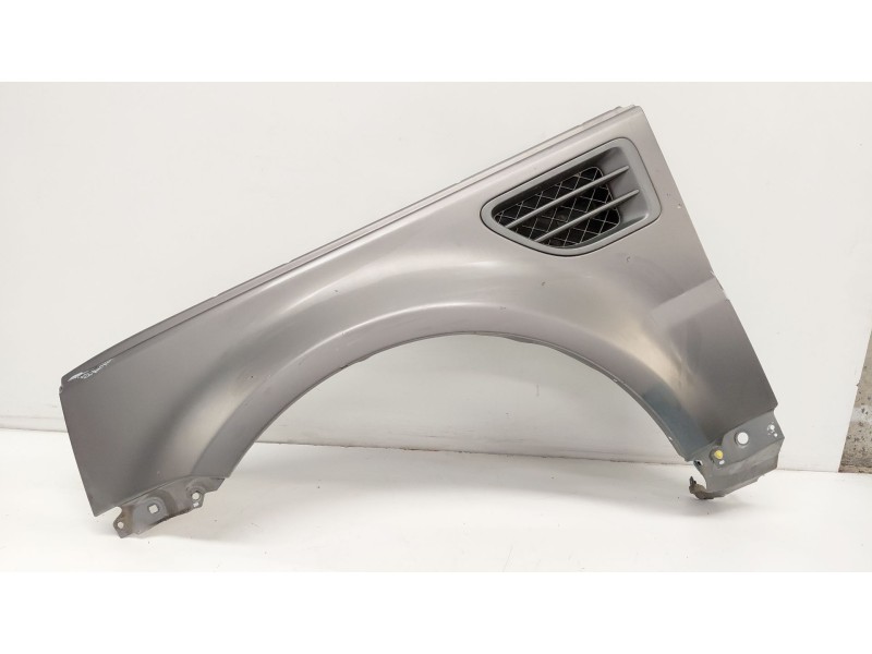 Recambio de aleta delantera izquierda para land rover range rover sport 2.7 td v6 cat referencia OEM IAM   