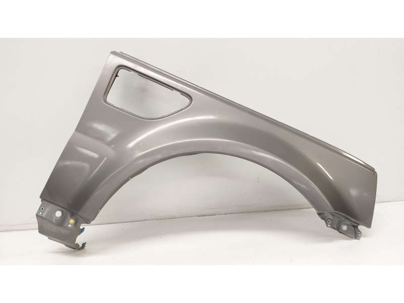 Recambio de aleta delantera derecha para land rover range rover sport 2.7 td v6 cat referencia OEM IAM   
							