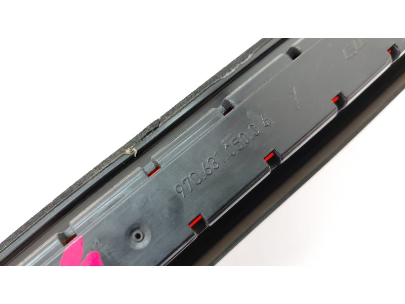 Recambio de luz central de freno para porsche panamera 4.8 v8 turbo cat referencia OEM IAM 9706310500  