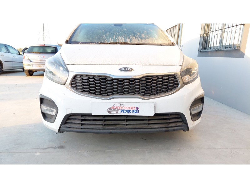 Recambio de paragolpes delantero para kia carens iv 1.7 crdi referencia OEM IAM   
							