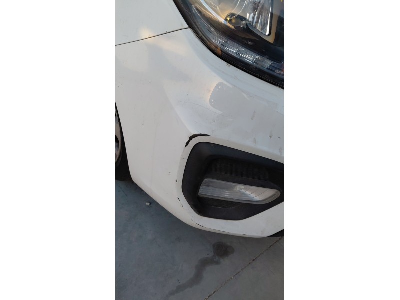 Recambio de paragolpes delantero para kia carens iv 1.7 crdi referencia OEM IAM   
							