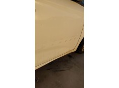 Recambio de puerta delantera derecha para kia carens iv 1.7 crdi referencia OEM IAM    2