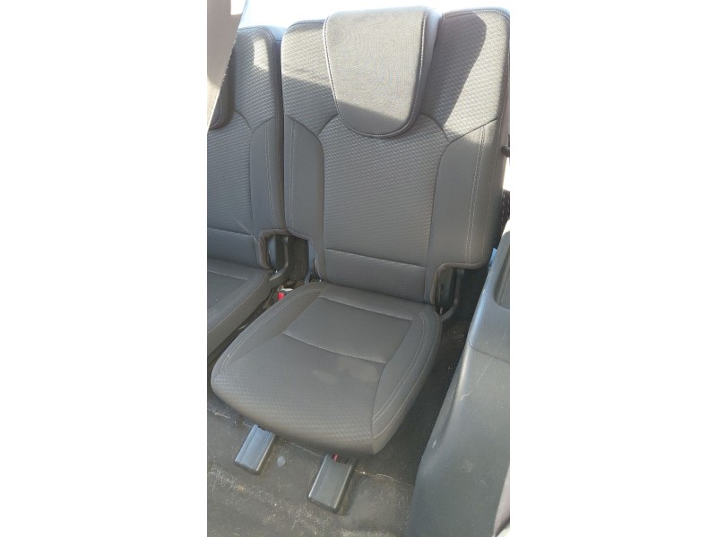 Recambio de asiento tercera fila para kia carens iv 1.7 crdi referencia OEM IAM   
							
