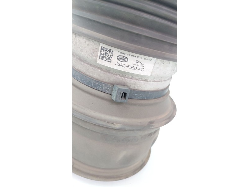 Recambio de acumulador central amortiguacion para jaguar i-pace (x590) ev400 awd referencia OEM IAM J8A25580AC  