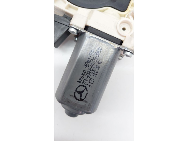 Recambio de motor elevalunas trasero derecho para mercedes-benz clase s (w221) berlina s 350 cdi 4-matic (221.080) referencia OE
							