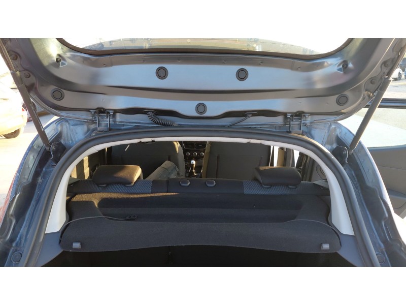 Recambio de bandeja trasera para renault clio iv (bh_) 1.5 dci 75 referencia OEM IAM   