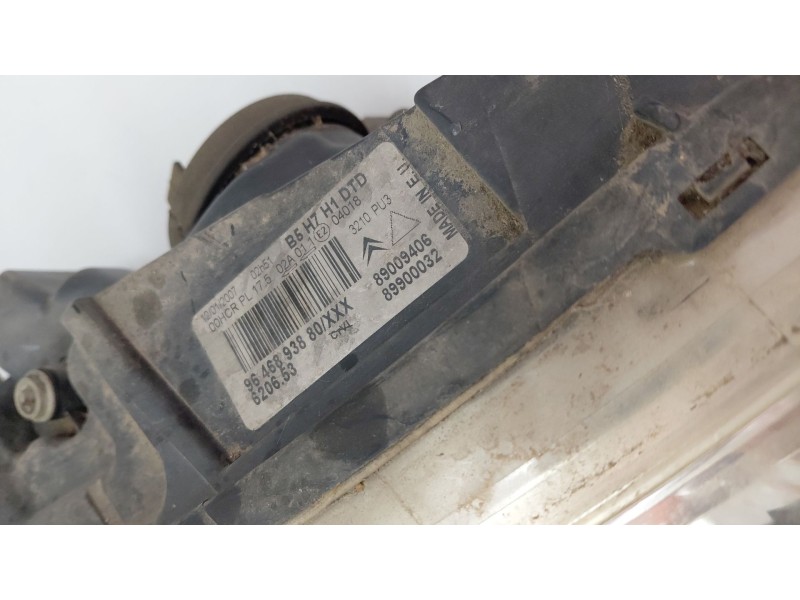 Recambio de faro derecho para citroën c4 coupé (la_) 1.6 hdi referencia OEM IAM 9646893880  
							