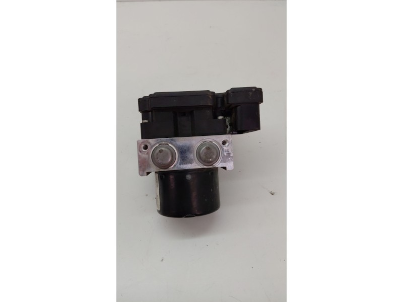 Recambio de abs para mazda 3 (bk) 1.6 di turbo referencia OEM IAM 3M512M110JA  
							