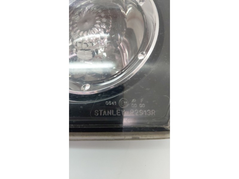 Recambio de piloto trasero derecho interior para mazda 3 (bk) 1.6 di turbo referencia OEM IAM P2913R  