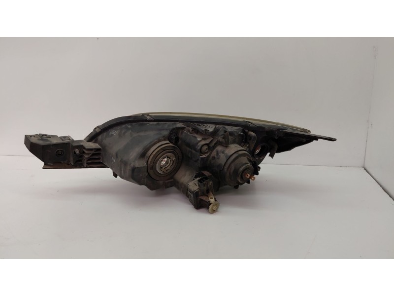 Recambio de faro derecho para mazda 3 (bk) 1.6 di turbo referencia OEM IAM   
							