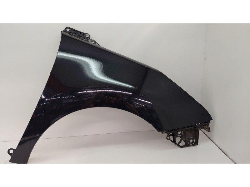 Recambio de aleta delantera derecha para peugeot 5008 (0u_, 0e_) 1.6 hdi referencia OEM IAM   