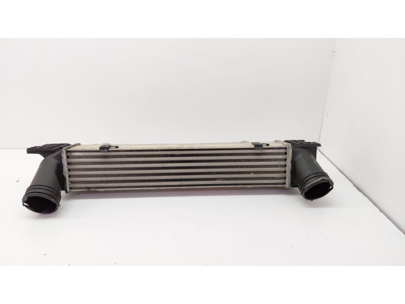 Recambio de intercooler para bmw serie 3 berlina (e90) 318d 122 cv referencia OEM IAM 3093796  
							