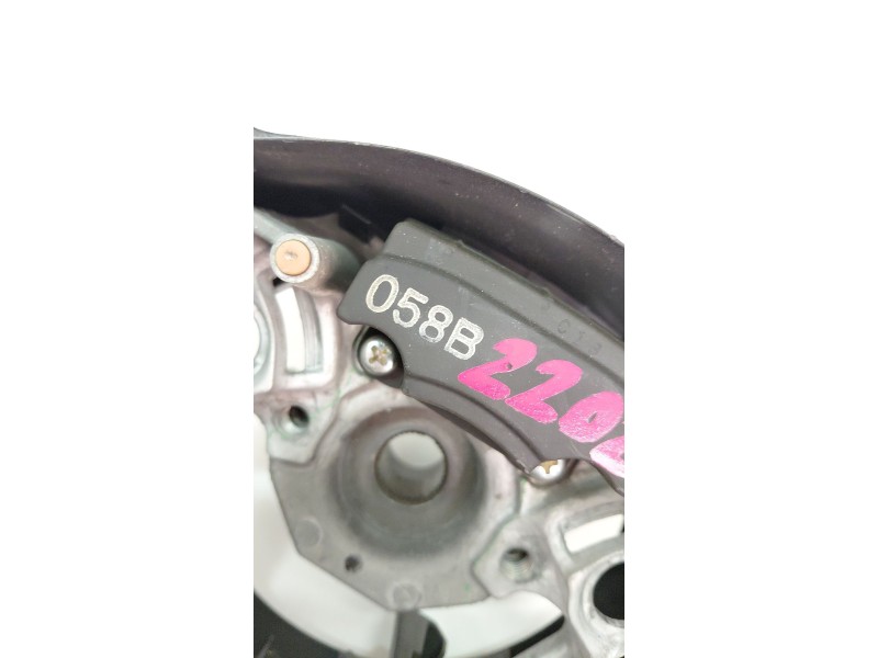 Recambio de volante sin airbag para nissan x-trail iii (t32_, t32r, t32rr) 1.6 dci (t32) referencia OEM IAM 058B  