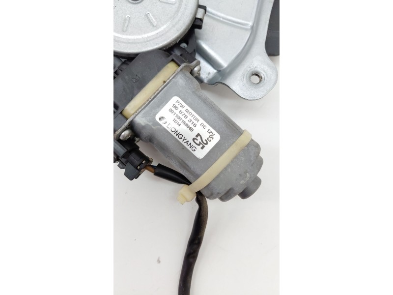 Recambio de elevalunas delantero izquierdo para chevrolet aveo hatchback (t300) 1.4 referencia OEM IAM 96870316  