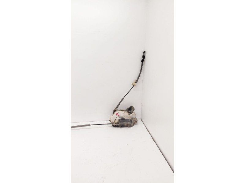 Recambio de cerradura puerta delantera izquierda para volkswagen golf vii lim. 2.0 tdi referencia OEM IAM 5K1837015E  
							