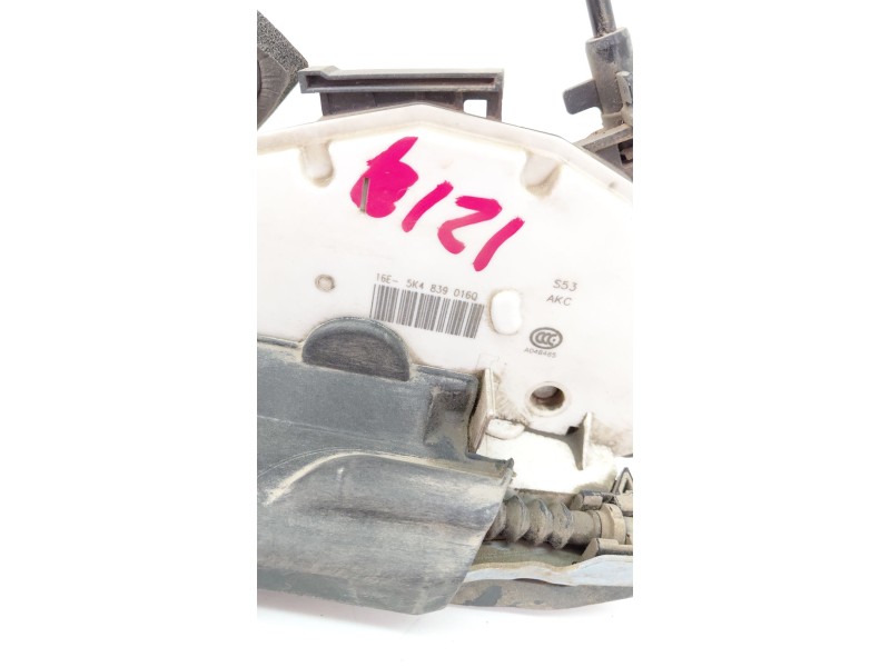 Recambio de cerradura puerta trasera derecha para volkswagen golf vii lim. 2.0 tdi referencia OEM IAM 5K4839016Q  