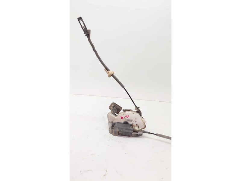Recambio de cerradura puerta delantera derecha para volkswagen golf vii lim. 2.0 tdi referencia OEM IAM 5K1837016E  
							