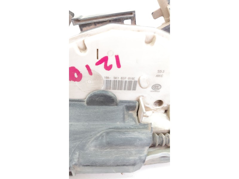 Recambio de cerradura puerta delantera derecha para volkswagen golf vii lim. 2.0 tdi referencia OEM IAM 5K1837016E  
