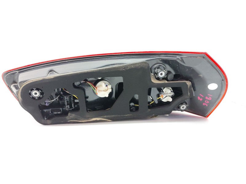 Recambio de piloto trasero izquierdo para citroën c4 picasso 1.6 hdi 115 cv referencia OEM IAM   
							