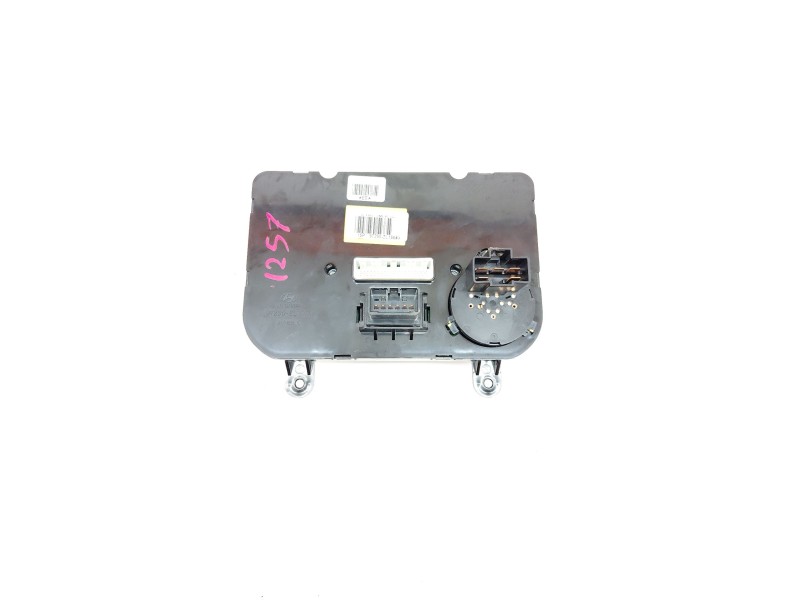 Recambio de mando calefaccion / aire acondicionado para hyundai i30 1.4 cat referencia OEM IAM 972502L1504X  