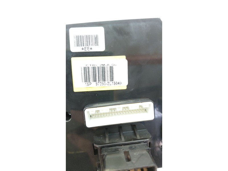 Recambio de mando calefaccion / aire acondicionado para hyundai i30 1.4 cat referencia OEM IAM 972502L1504X  