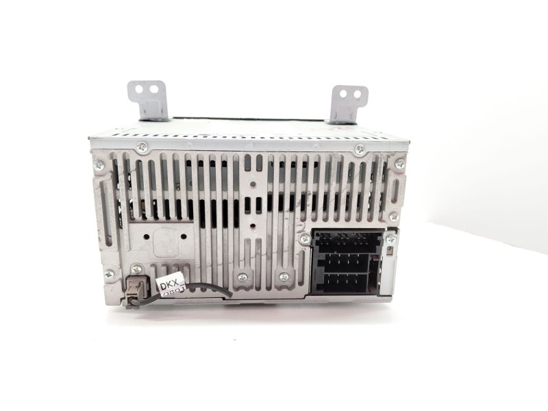 Recambio de sistema audio / radio cd para hyundai i30 1.4 cat referencia OEM IAM 961502L00  
							
