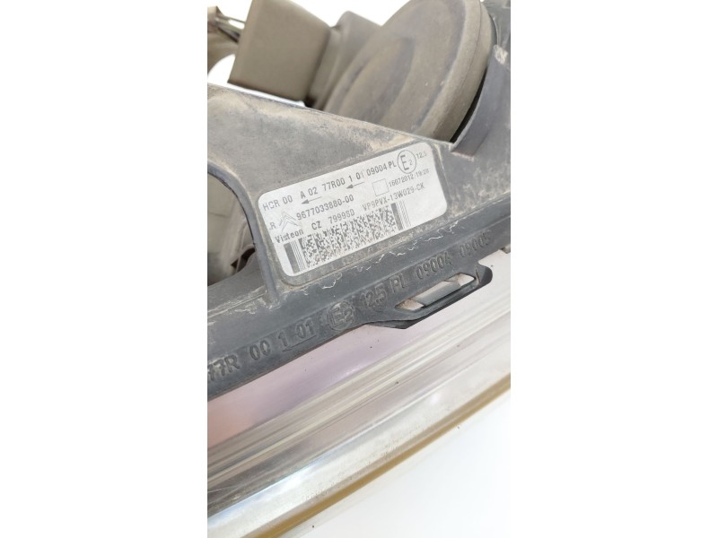 Recambio de faro derecho para citroën c3 ii (sc_) 1.1 i referencia OEM IAM   
							