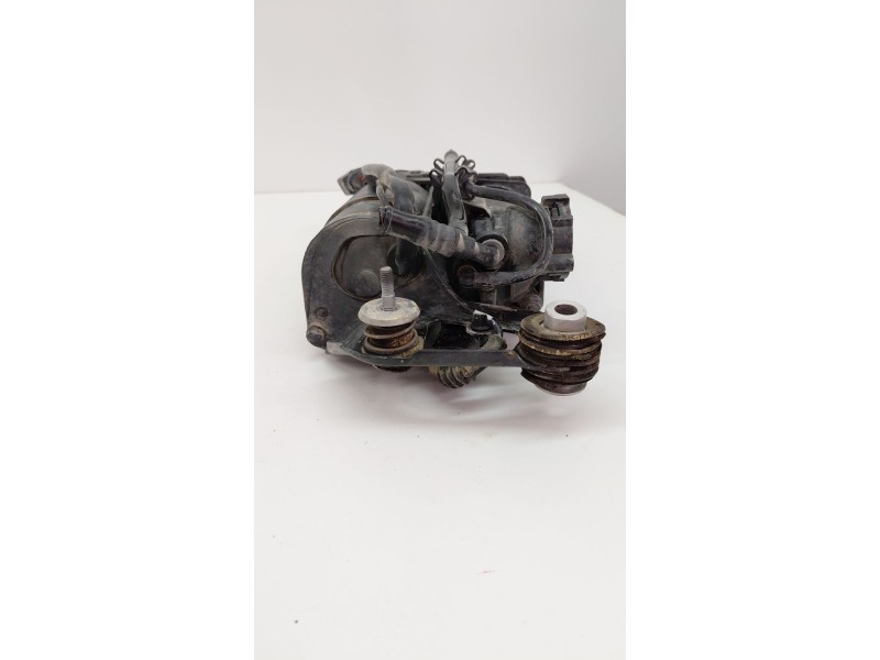 Recambio de bomba suspension para audi q7 (4l) 3.0 v6 24v tdi referencia OEM IAM 7L8616006  
							