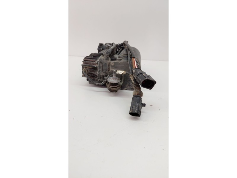 Recambio de bomba suspension para audi q7 (4l) 3.0 v6 24v tdi referencia OEM IAM 7L8616006  
							
