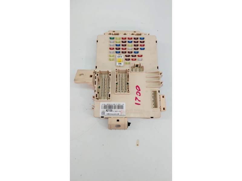 Recambio de caja reles / fusibles para kia cee´d 1.6 crdi 136 cv referencia OEM IAM 91950A213013  
							
