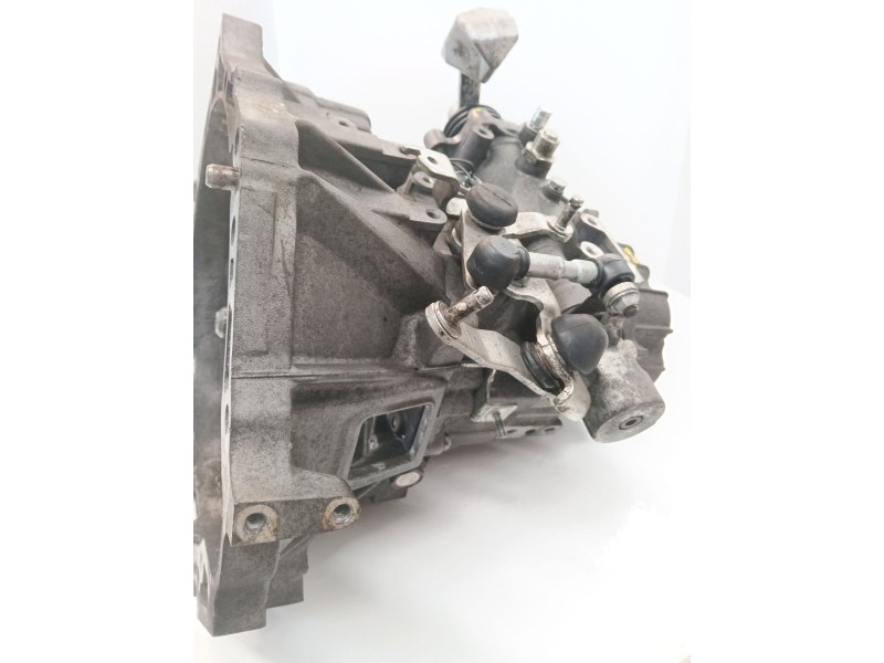 Recambio de caja cambios para toyota auris (_e15_) 1.4 d-4d (nde150_) referencia OEM IAM 3111502020  
							