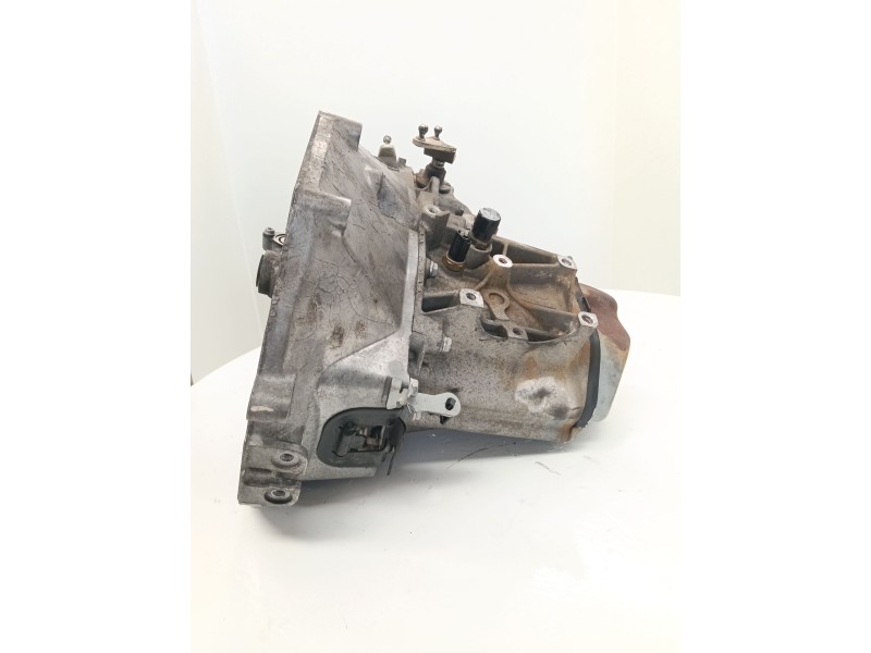 Recambio de caja cambios para citroën c3 1.2 vti 82 cv referencia OEM IAM 20A701  
							