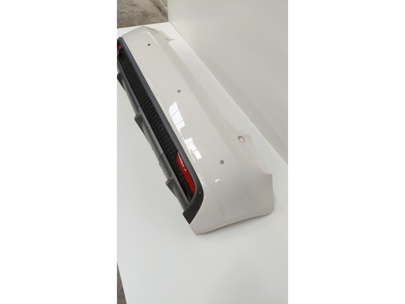 Recambio de paragolpes trasero para audi a1 (8xk) 1.0 tsi 95 cv referencia OEM IAM   