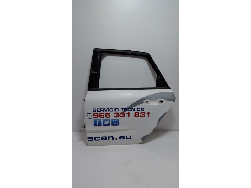 Recambio de puerta trasera izquierda para citroën c4 picasso 1.6 hdi 115 cv referencia OEM IAM   
