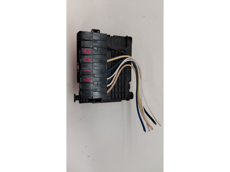 Recambio de caja reles / fusibles para citroën c3 ii (sc_) 1.1 i referencia OEM IAM 9667199780  
							
