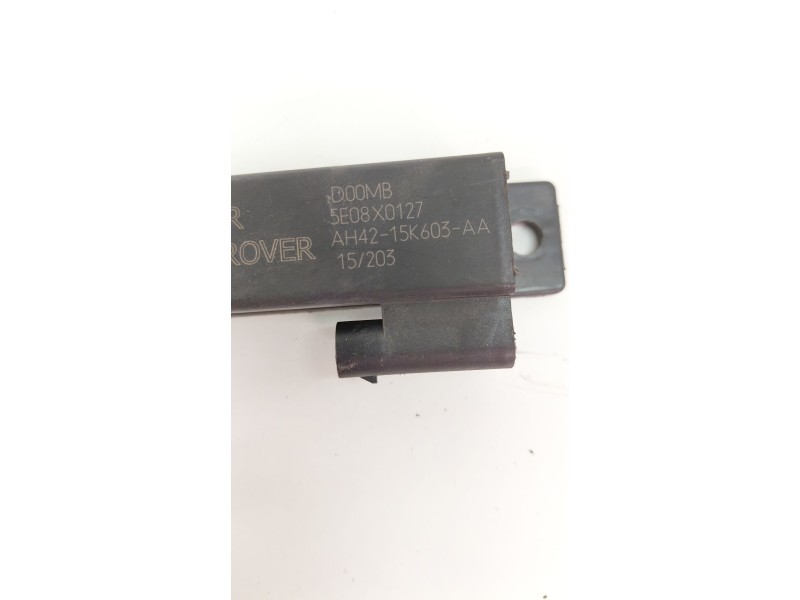 Recambio de antena para jaguar xe 2.0 diesel cat referencia OEM IAM AH4215K603AA  
							