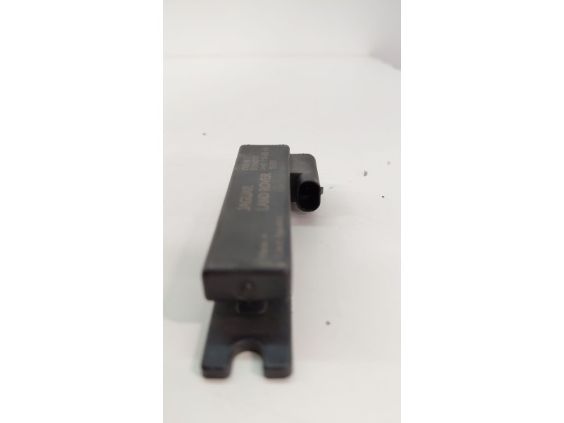 Recambio de antena para jaguar xe 2.0 diesel cat referencia OEM IAM AH4215K603AA  
							