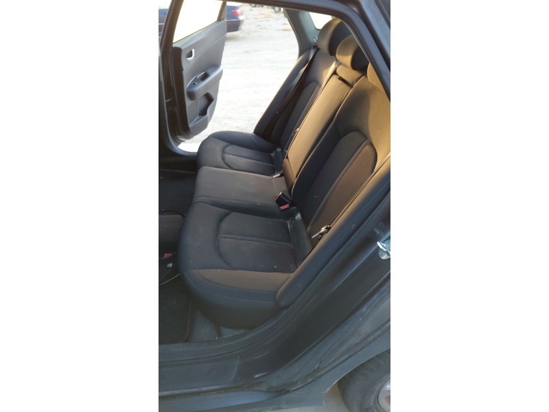 Recambio de asientos traseros para kia optima (jf) 1.7 crdi referencia OEM IAM   