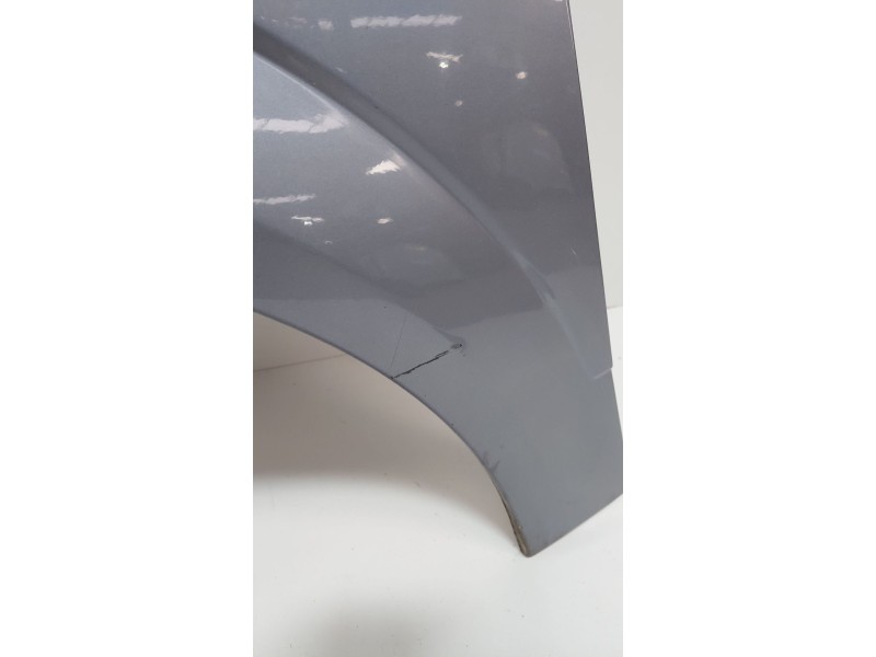 Recambio de aleta delantera izquierda para opel astra h (a04) 1.4 (l48) referencia OEM IAM   
							