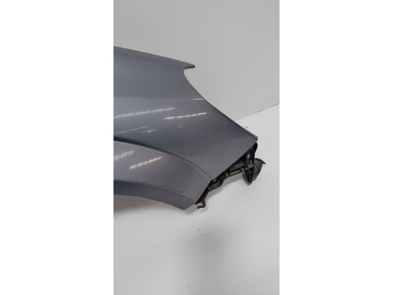Recambio de aleta delantera derecha para opel astra h (a04) 1.4 (l48) referencia OEM IAM   
							