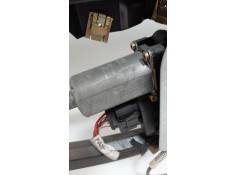 Recambio de luna delantera derecha para audi a4 b5 (8d2) 2.4 referencia OEM IAM 0130821786   2