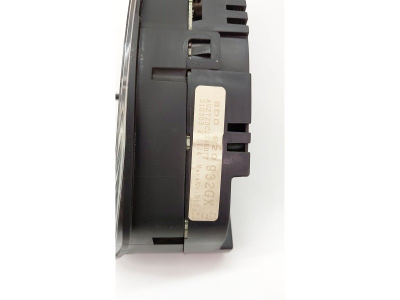 Recambio de cuadro instrumentos para audi a4 b5 (8d2) 2.4 referencia OEM IAM 8D0920932GX  